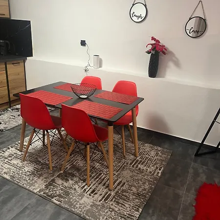Elatovillage شقة إلاتوشوري